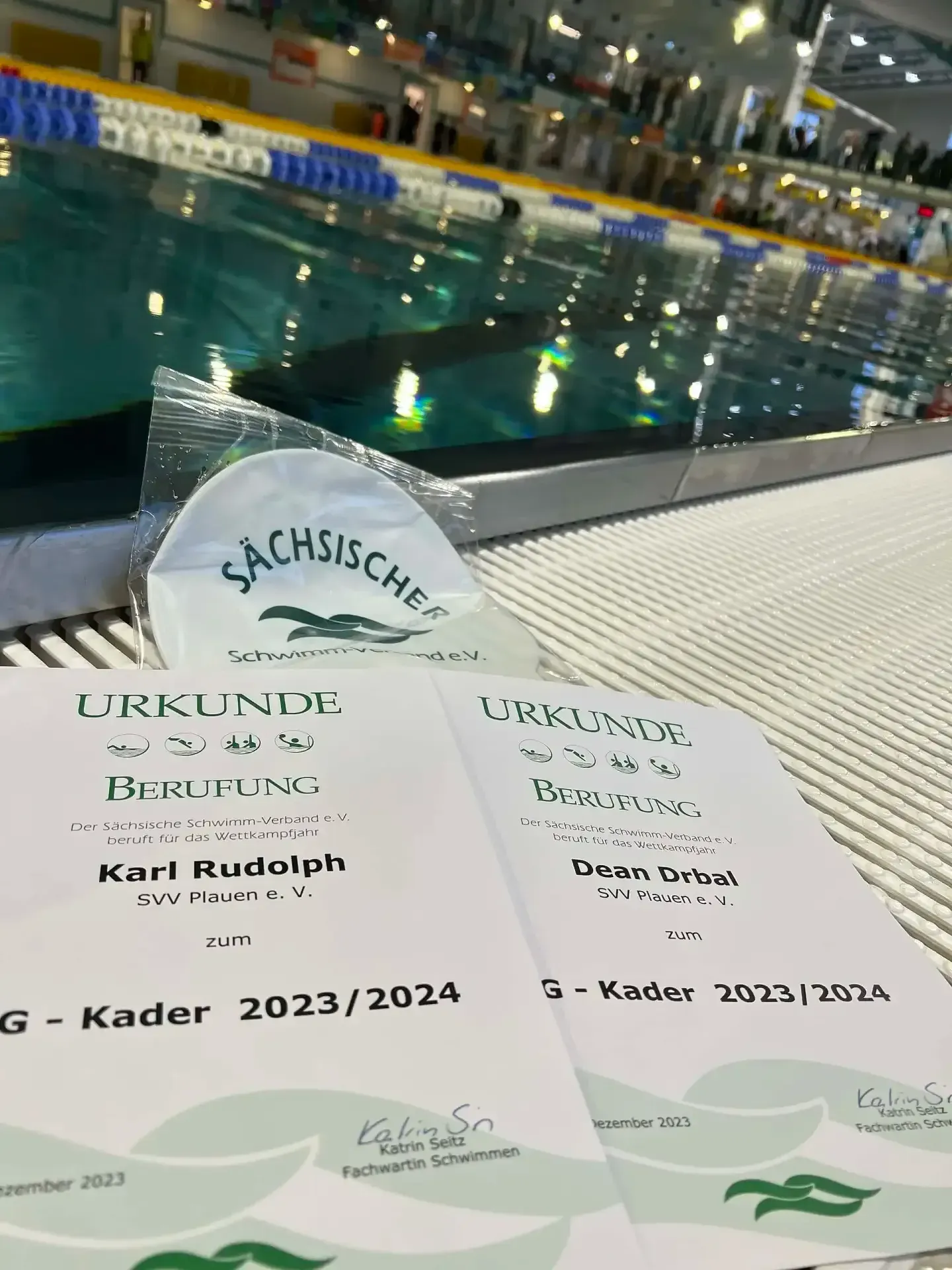 Schwimmfest unterm Tannenbaum und Weihnachtsschwimmen des SV